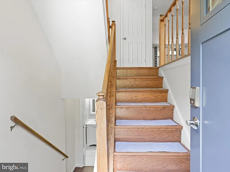 6502 Coachleigh Way — Photo 1