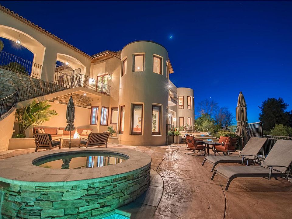1st image of 31573 Saddletree Dr