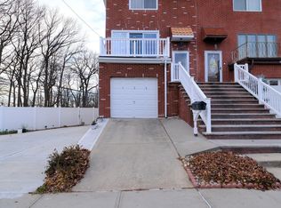 126 Mulberry Ave, Staten Island, NY 10314