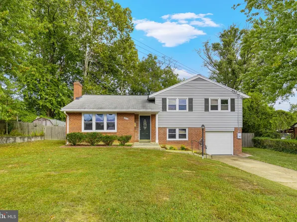 7414 Chatham St, Springfield, VA 22151