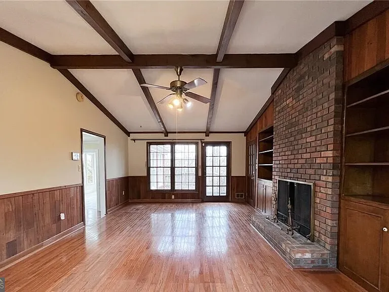 195 Deerfield Rd — Photo 12