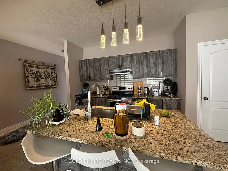 3270 Singleton Ave #21 — Photo 10