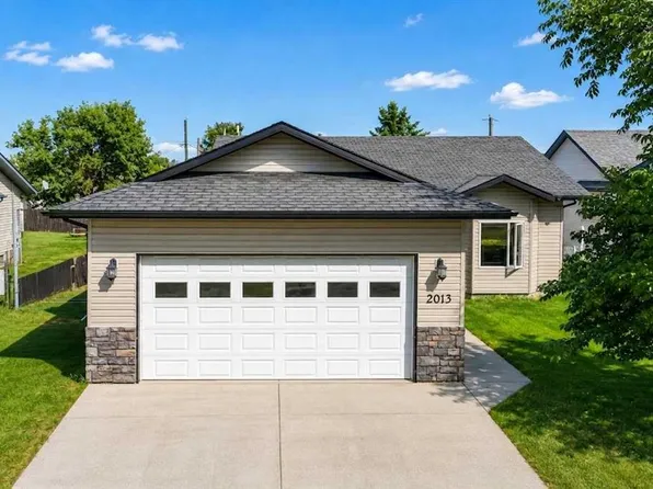 2013 W 19th Ave, Delburne, AB T0M 0V0