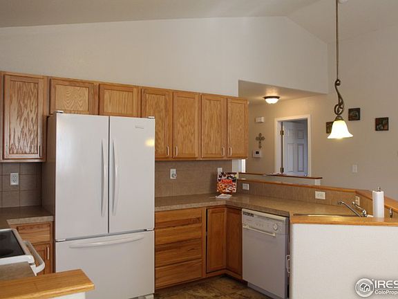 5th image of 2124 Village Dr
