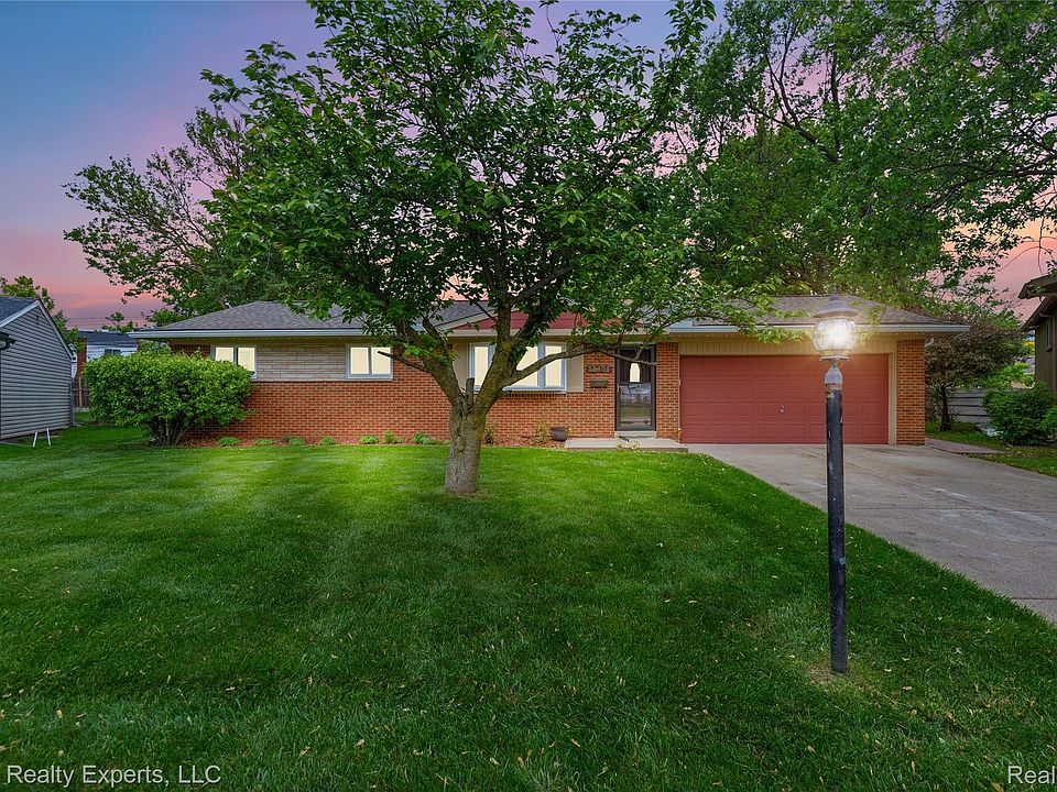 1st image of 38505 Littlefield Dr