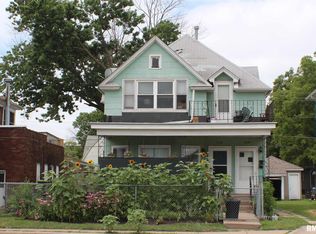 1919 16th St, Moline, IL 61265