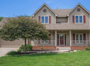 2362 N Vinegate Cir, Wichita, KS 67226