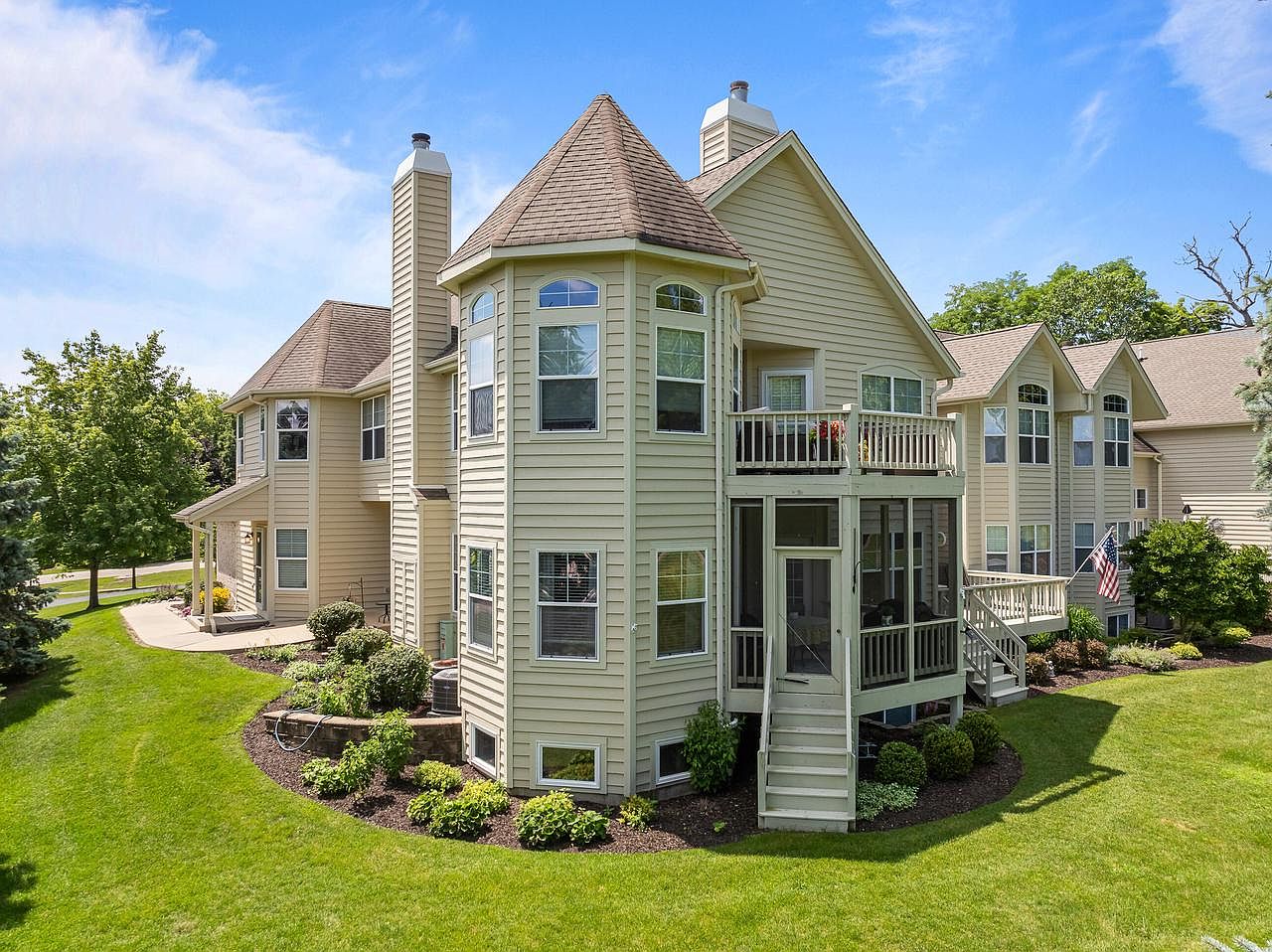 1018 Terrace COURT #43-5M