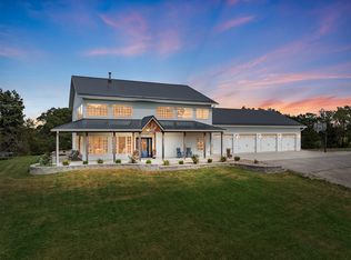 1890 Hogback Bridge Rd, Winterset, IA 50273