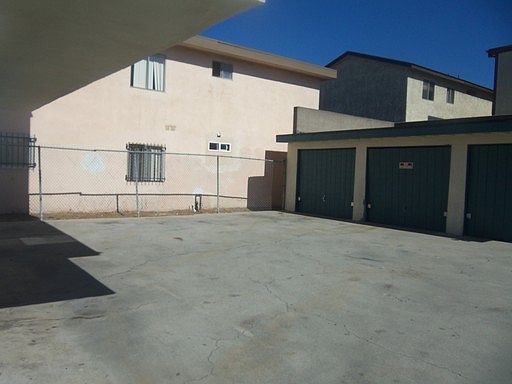 3rd image of 1434 W 145th St APT B
