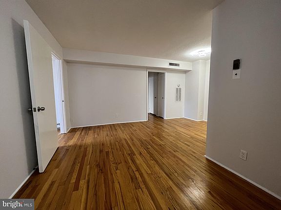4th image of 1101 Saint Paul St Unit 311