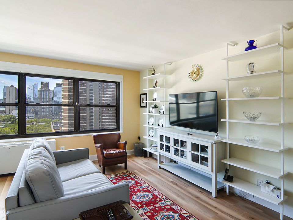 1st image of 142 W End Ave APT 19S
