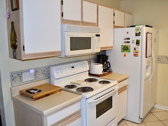 4th image of 1307 Sterling Point Dr