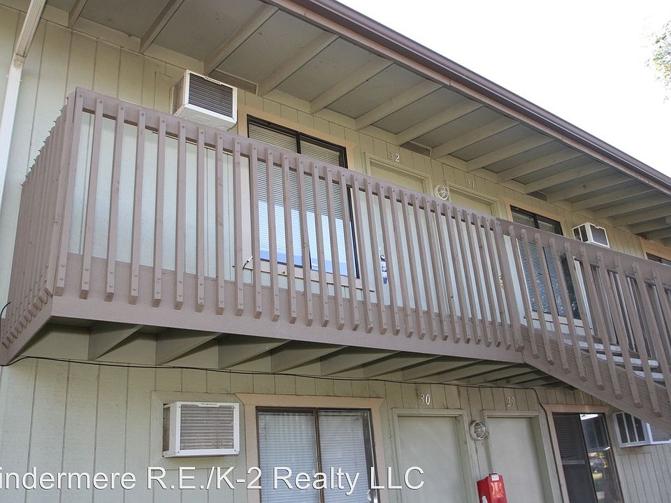 2nd image of 523 W Crest Dr APT 21