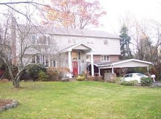5 Bullens Ave, Wayne, NJ 07470