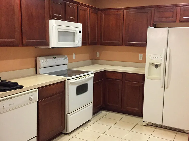 4045 Pemberly Pines Cir — Photo 17