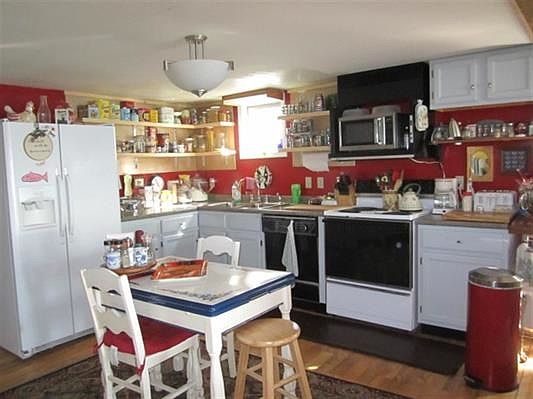 3rd image of 34 Chardonnway