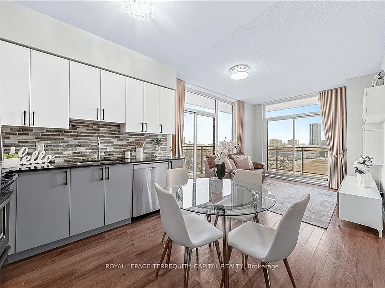 85 N Park Rd #505 — Photo 8
