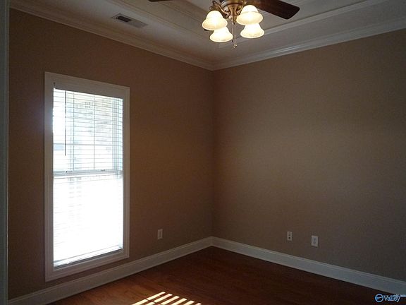 5th image of 16656 Bellewood Dr
