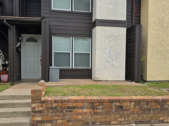 2nd image of 240 Rolling Hills Pl