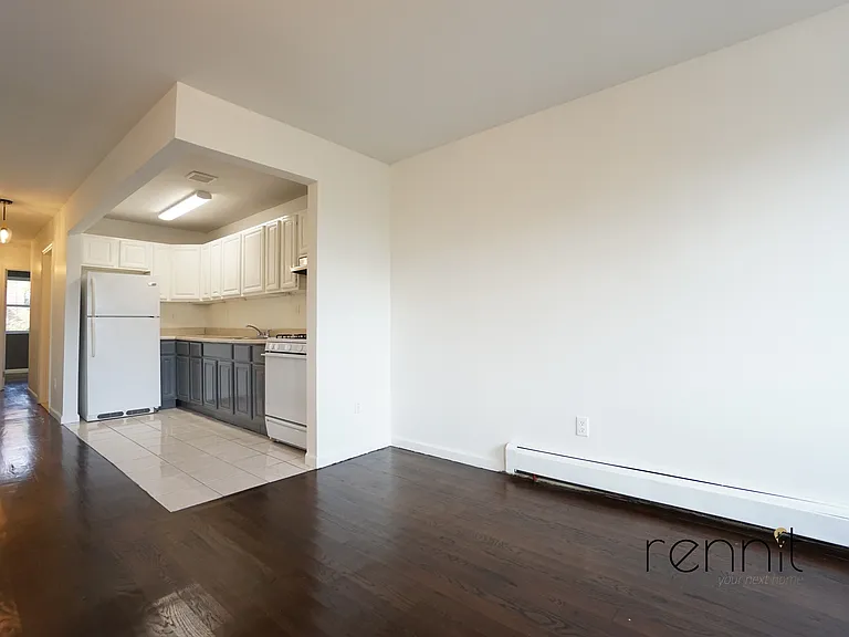 1305 Gates Ave #3 — Photo 4