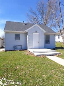 415 4th St SE, Hampton, IA, 50441