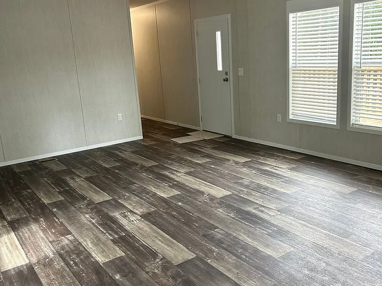 719 Windflower St — Photo 10