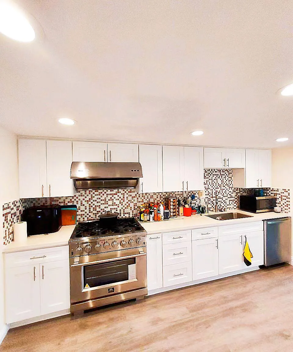 4801 Hamer Dr — Photo 2