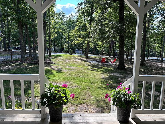 5th image of 48 Spruce Cir