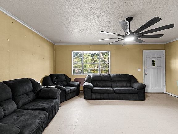 2nd image of 504 S 9th Street