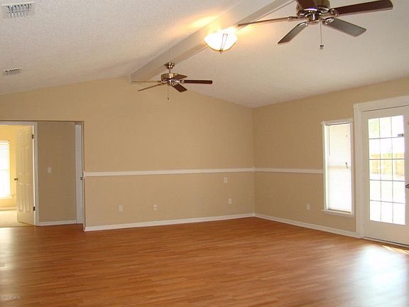 5th image of 1728 Broken Bow Dr W