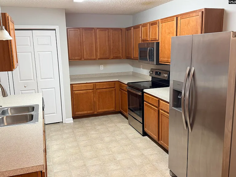 5 Redbrush Ct — Photo 4