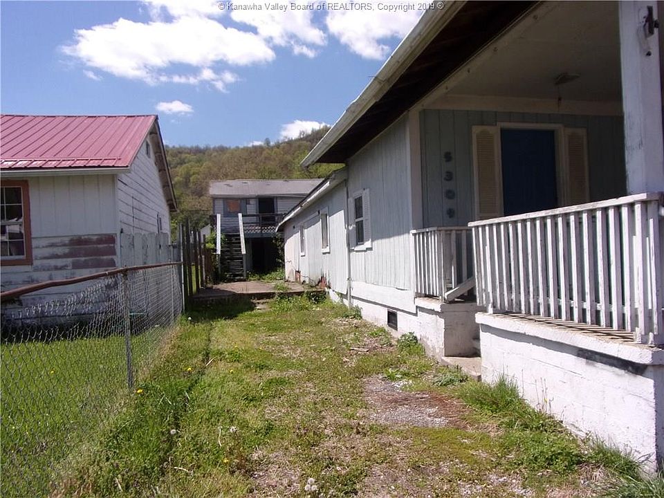2nd image of 5309 1/2 Elaine Dr