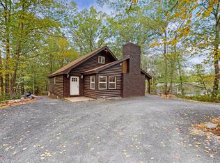 119 Josephine Ln, Shohola, PA 18458