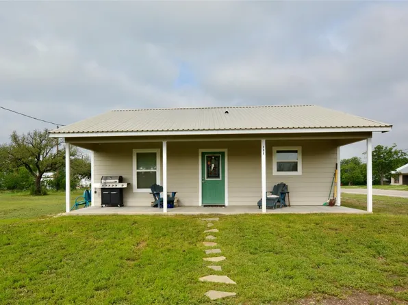 809 Hutchings St, Goldthwaite, TX 76844