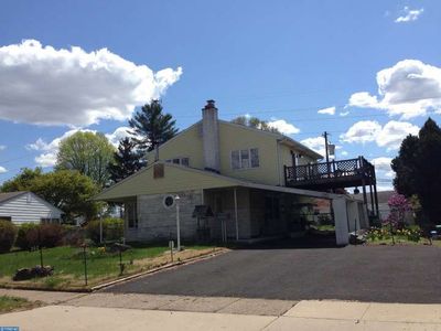 202 Dogwood Dr, Levittown, PA, 19055