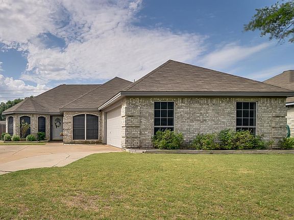 3rd image of 6713 Hadley Dr