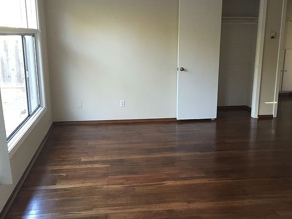 4th image of 939 Junipero Ave