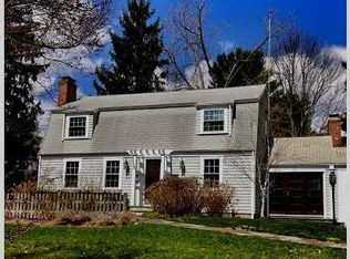 36 Melrose Ave, Barrington, RI 02806