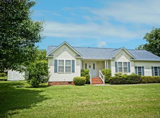 100 Ann Ct, New Bern, NC 28560
