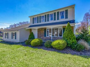 983 Continental Ave, Toms River, NJ 08753