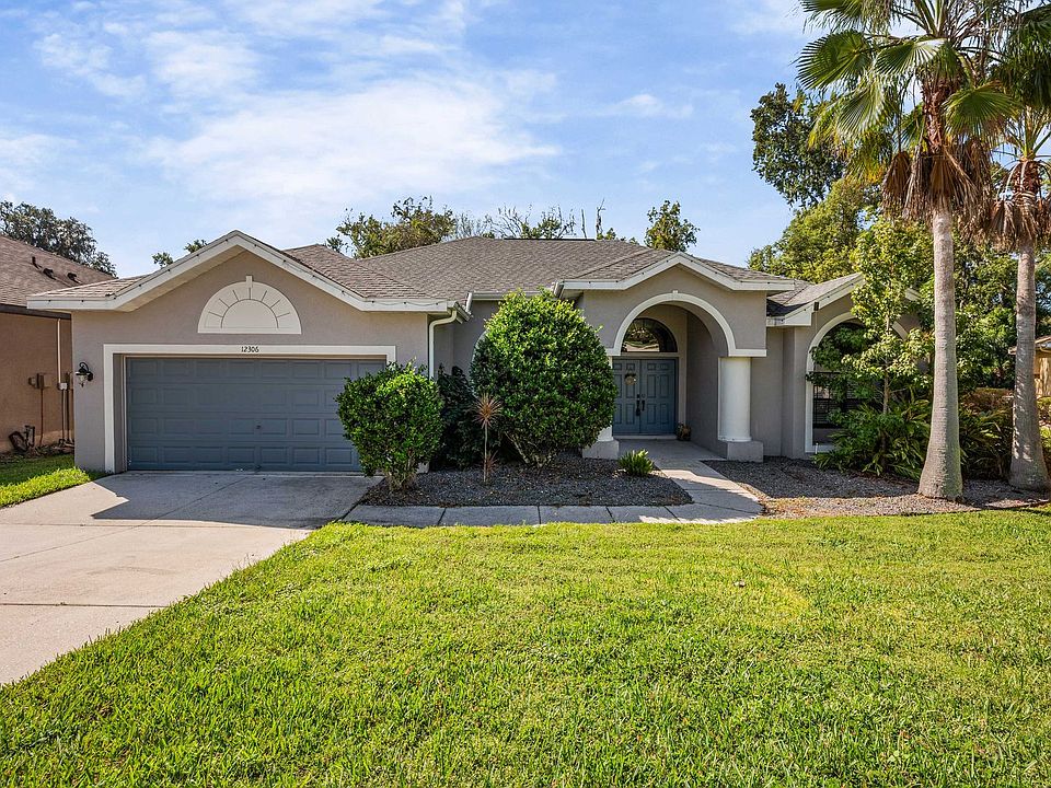 1st image of 12306 Woodlands Cir