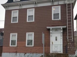 81 Foster St, Fall River, MA 02721