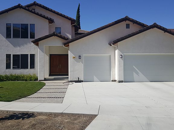 2nd image of 707 Colleen Dr