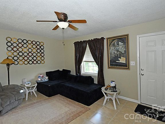 5th image of 5502-5504 Wrenn Dr