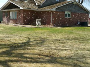 646 S Beveridge Rd, Sutherland, NE 69165