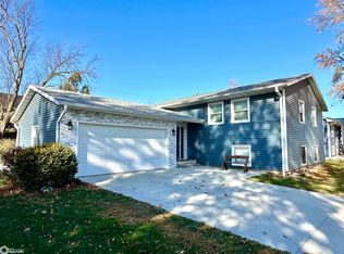 1921 Spencer St, Grinnell, IA 50112