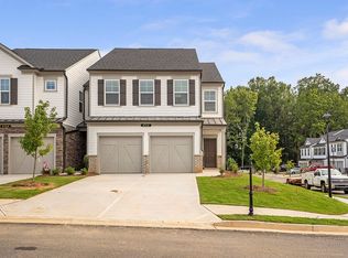 5740 Thornton Dr, Cumming, GA