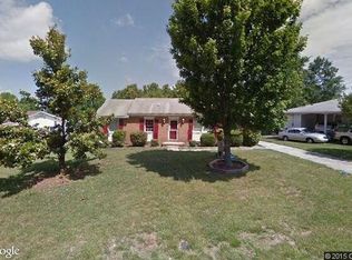 4121 Ashmore Dr, Greensboro, NC 27405