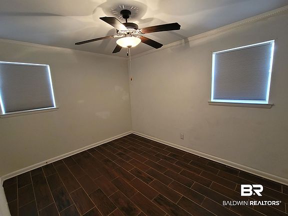 3rd image of 1411 Wilson Ave